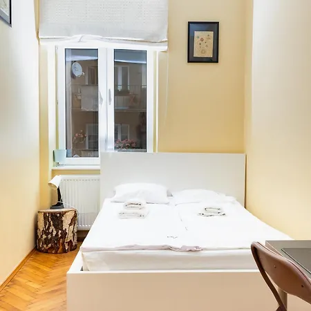 Apartmán Homely 4 Bedroom - Old Town - By Upstairs *